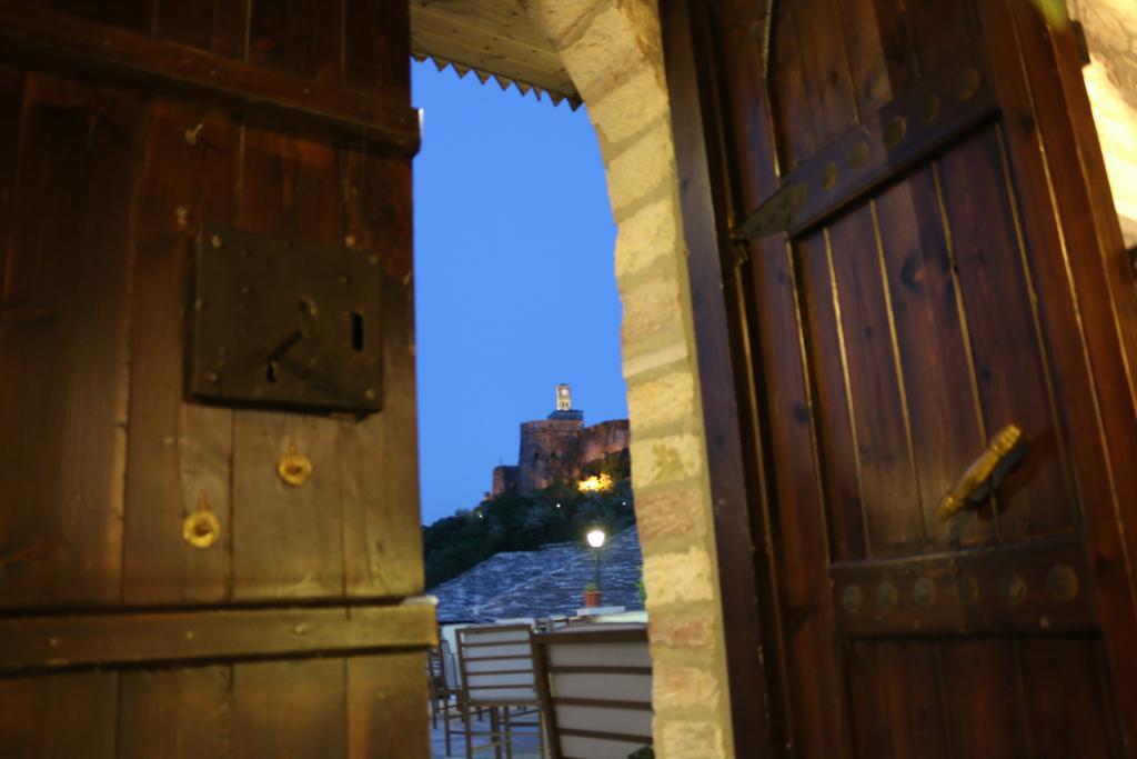 Hotel Kodra Gjirokastër Exterior foto