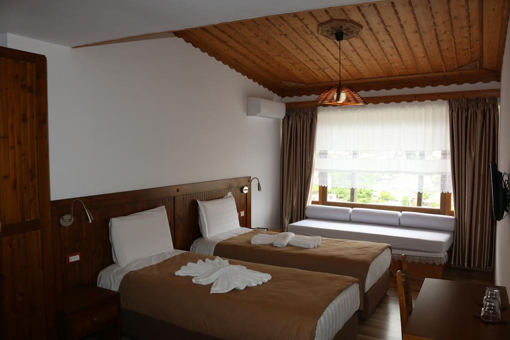 Hotel Kodra Gjirokastër Exterior foto