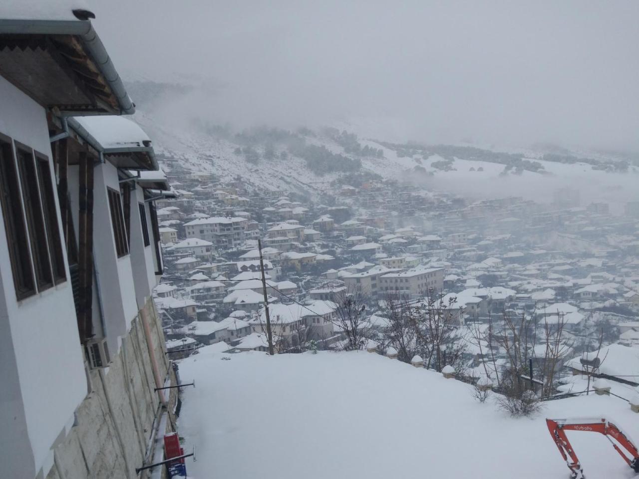 Hotel Kodra Gjirokastër Exterior foto